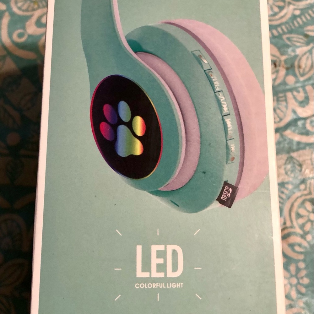 Wireless Multipurpose Game Headset - Picture 3 of 5